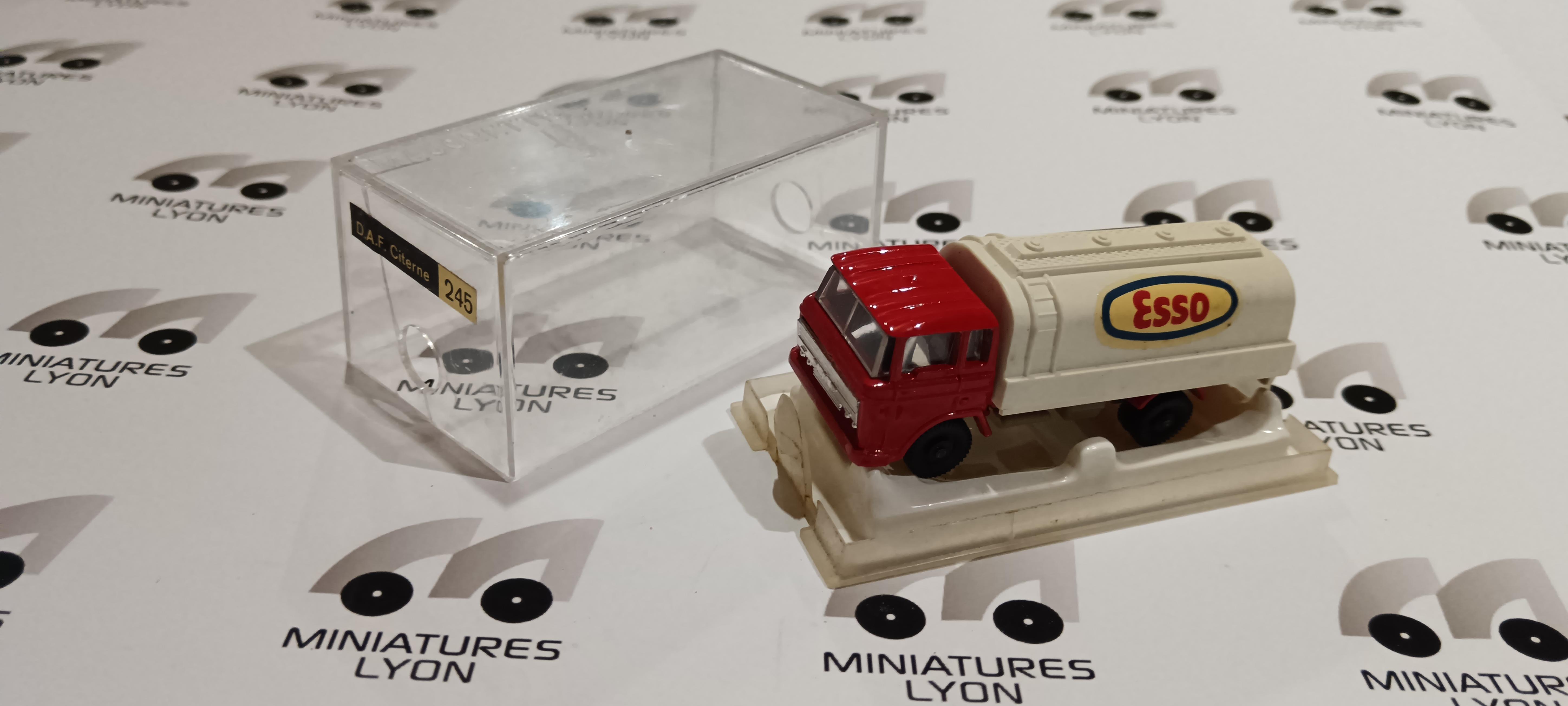 DAF CITERNE ESSO MAJORETTE 1/87