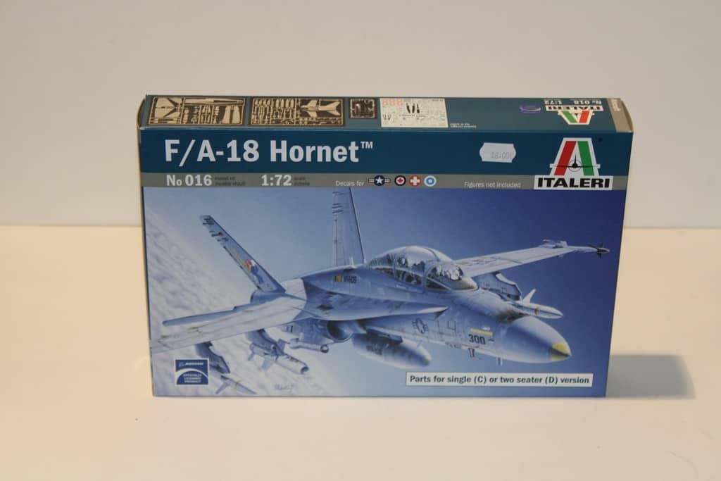F-18 HORNET ITALERI 1/72°