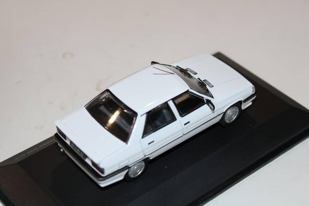 RENAULT 9 GTL BLANC ODEON 1/43°