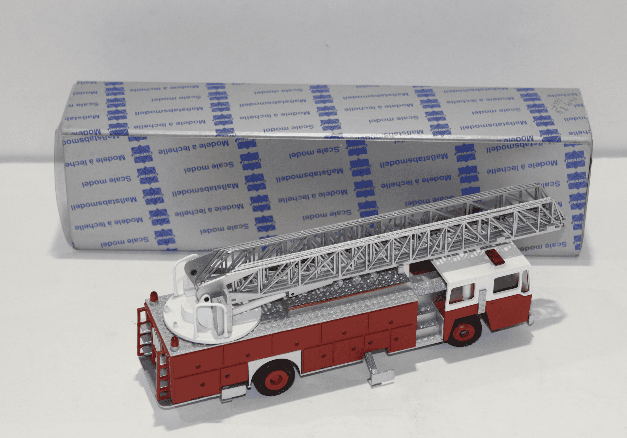 EMERGENCY ONE POMPIER 1975 CONRAD 1/55°